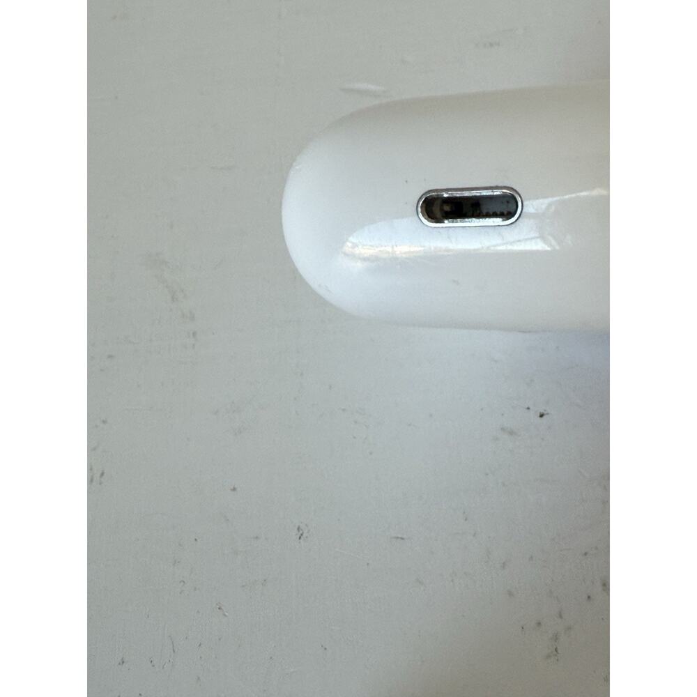 Apple AirPods 2nd Generation with Charging Case 2031 White 2019 TESTED - Picture 6 of 6